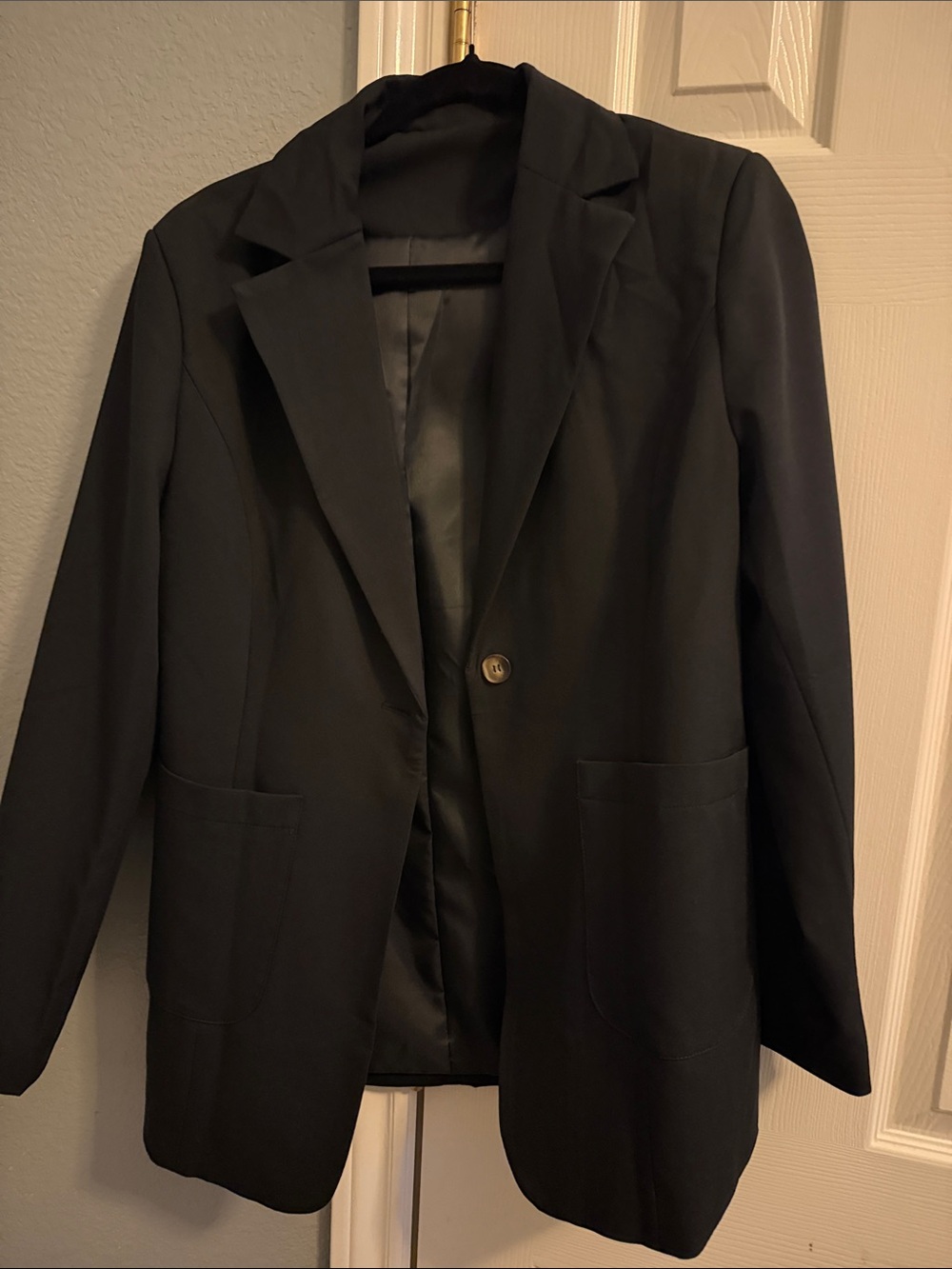 Women's Black Single-Button Blazer